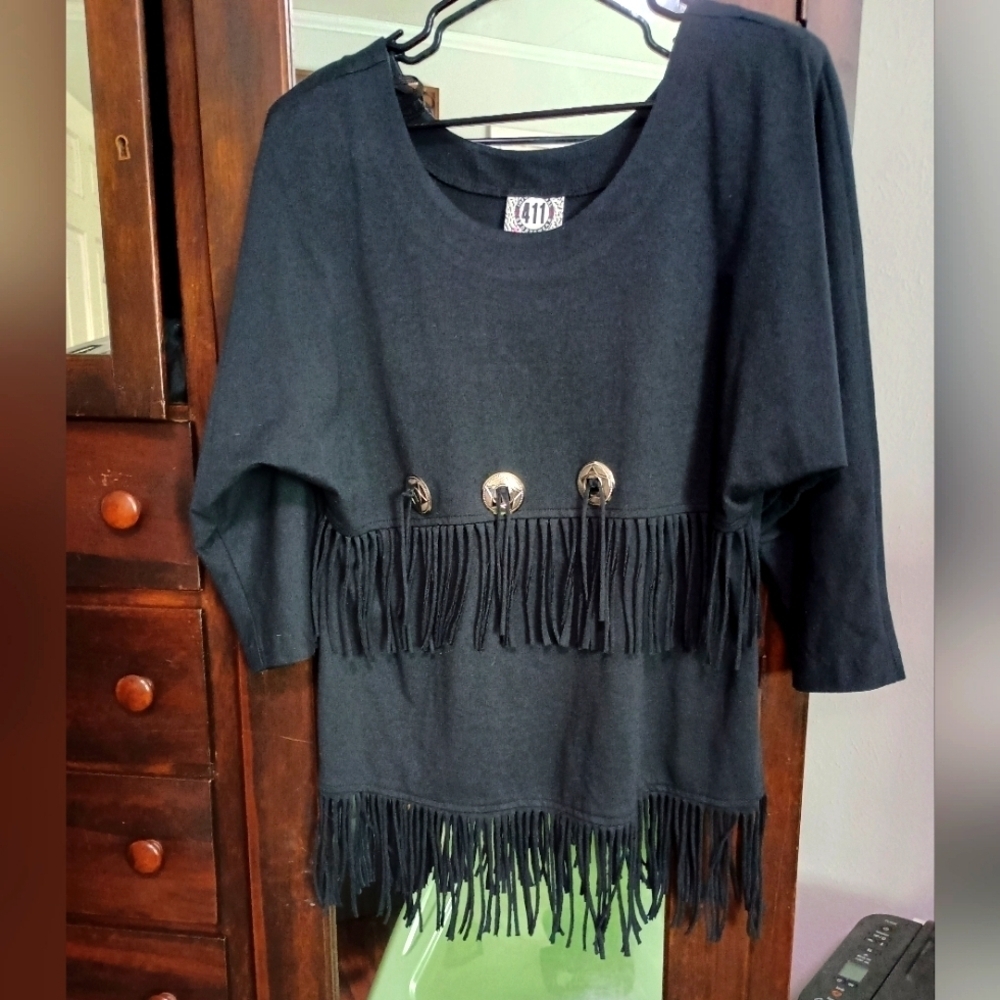 Vintage Set 411 Sportswear Black Fringe Top and Skirt with Button Accents_Med - Picture 4 of 11
